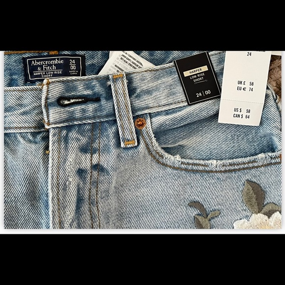 Abercrombie frayed floral denim shorts - Picture 3 of 5